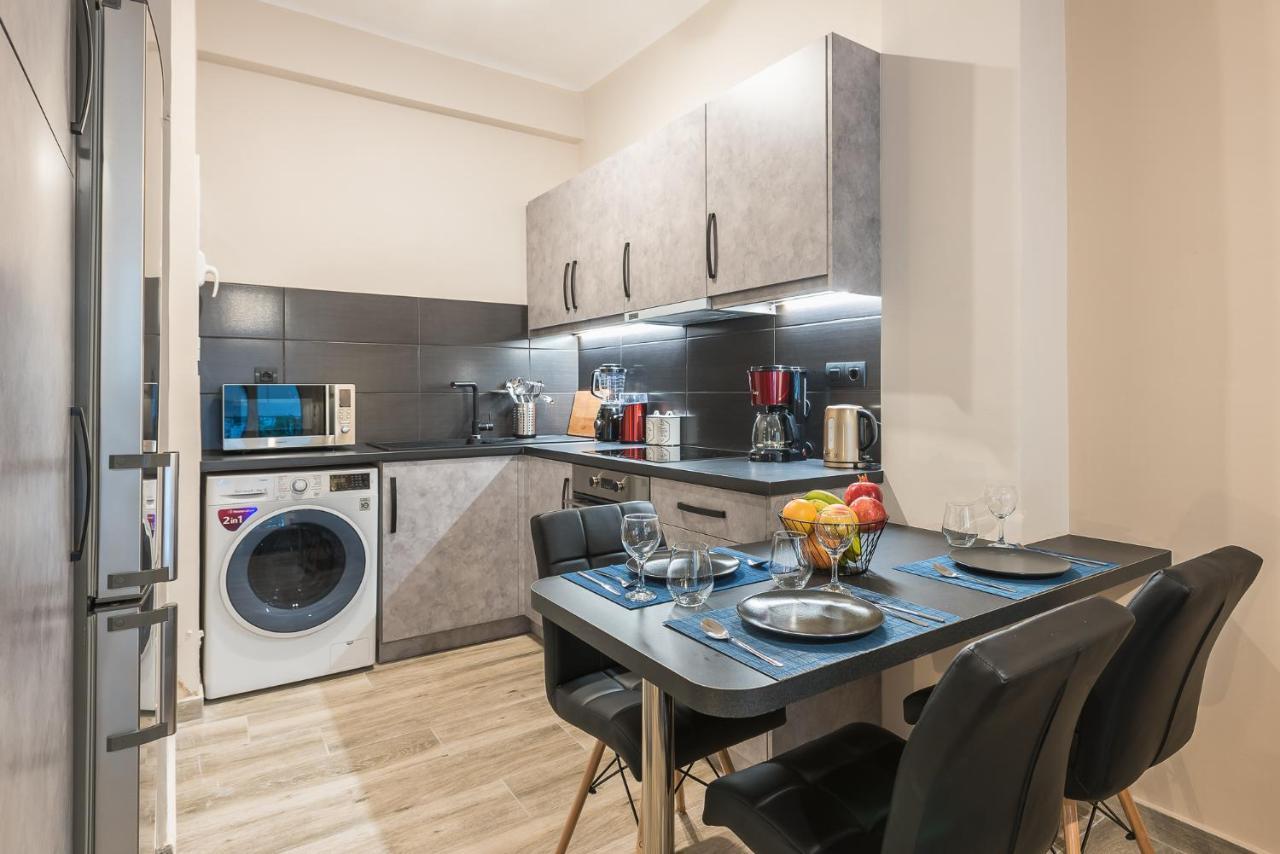 Modern Apartment Downtown Athen Eksteriør billede